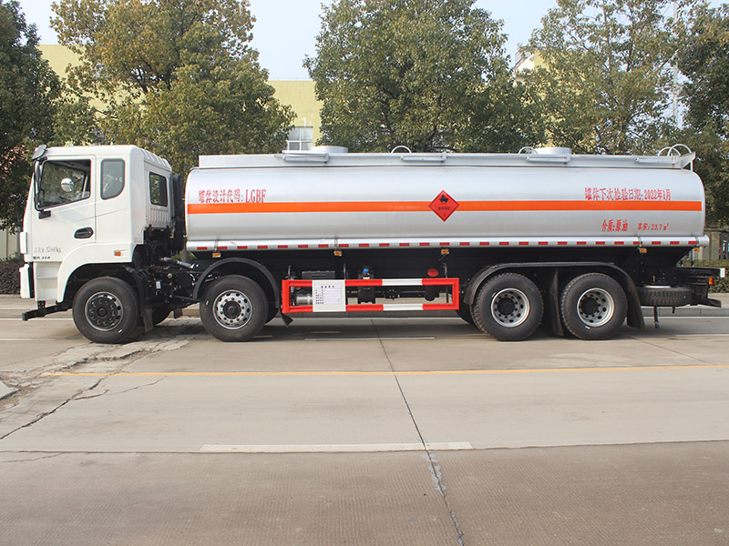 東風(fēng)24立方SCS5320GRYEQ6易燃液體罐式運(yùn)輸車(chē)