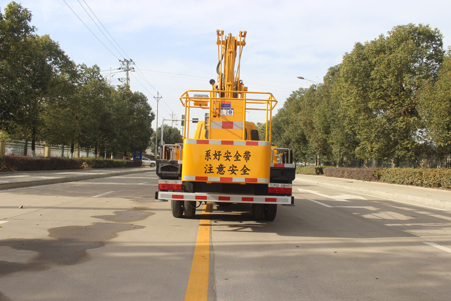 潤(rùn)知星牌SCS5042JGK13EQ6型高空作業(yè)車